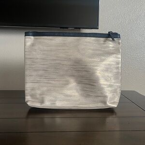 Lancome Cosmetics Makeup Bag Clutch Zipper Pouch - NWOT!